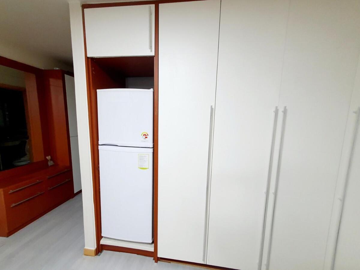 Long-term Rent A House With A Good View With An Elevator Right In Front Of Hongik Station *